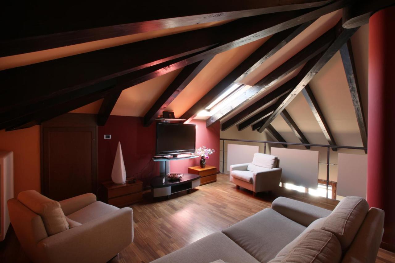 Bed and Breakfast Bed & Brekfast Da Kate Dreams And Colors Foglizzo Экстерьер фото